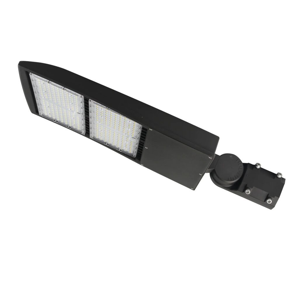 Long slim two-module LED roadway luminaire